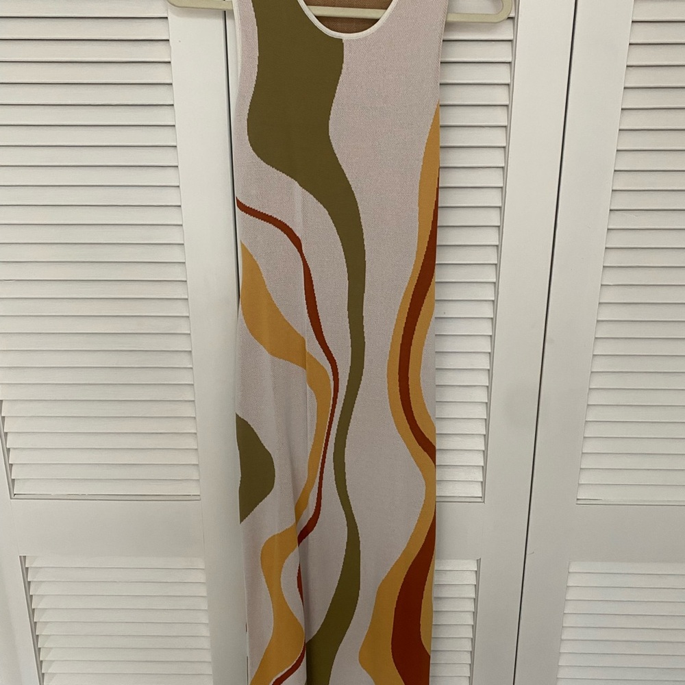 MINKPINK Cream Sheath Maxi Dress Sleeveless Resort Wear